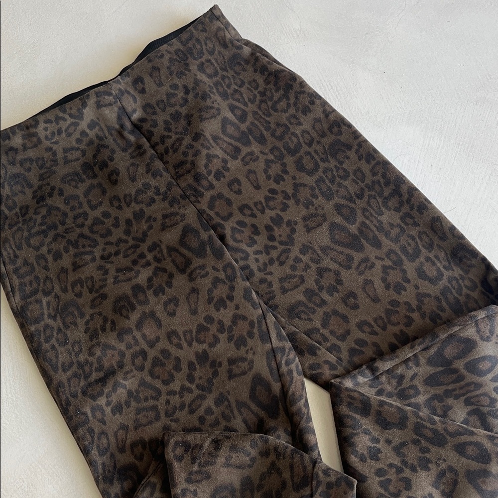 ZARA sueded leopard skinny capris